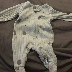 mint green, moon sleeper